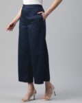 -1117Wx1400H-467131443-blue-MODEL4