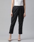 -1117Wx1400H-467131455-black-MODEL4