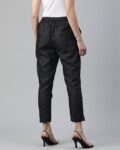 -1117Wx1400H-467131455-black-MODEL4