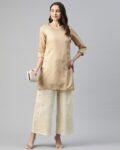-1117Wx1400H-467131458-offwhite-MODEL4
