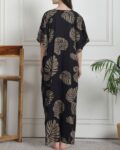-1117Wx1400H-467347629-black-MODEL