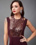 -1117Wx1400H-700015105-maroon-MODEL