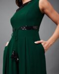 -1117Wx1400H-700022228-green-MODEL