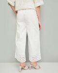-1117Wx1400H-700061111-white-MODEL4
