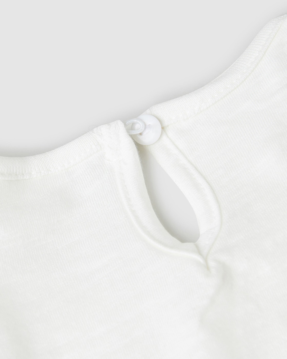 -1117Wx1400H-700251649-white-MODEL5