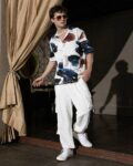 -1117Wx1400H-700625857-white-MODEL