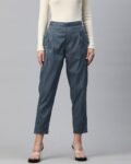 -1117Wx1400H-700634228-grey-MODEL4