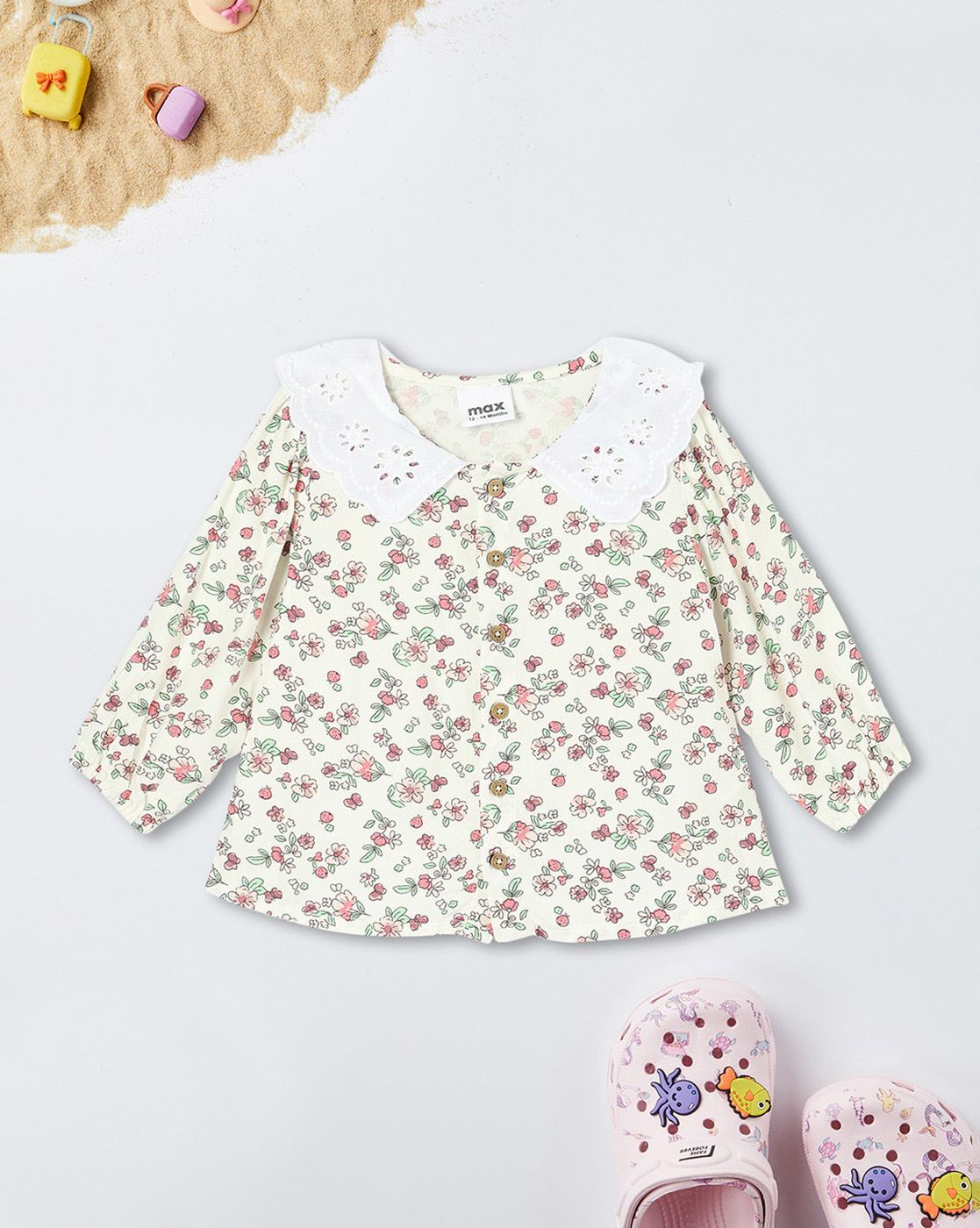 -1117Wx1400H-700722406-beige-MODEL