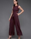 -1117Wx1400H-700786823-wine-MODEL