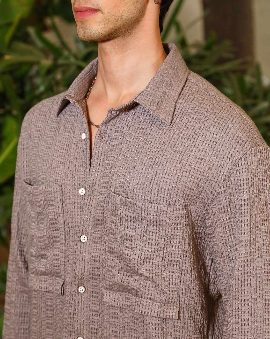 -1117Wx1400H-700798603-brown-MODEL5