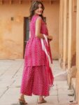 536f67ad-620d-4f4d-b8a5-e428a98dc29c1693803161499KurtaSets1