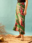 7e619293-042c-4ab6-aea1-37ead547fe7b1709277954234-Berrylush-Floral-Printed-Slide-Slit-A-Line-Maxi-Skirt-135170-1