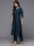 cc069ebb-7a13-46c8-807b-dce669376f3f1695905397176-GERUA-Women-Kurta-Sets-3161695905396569-1