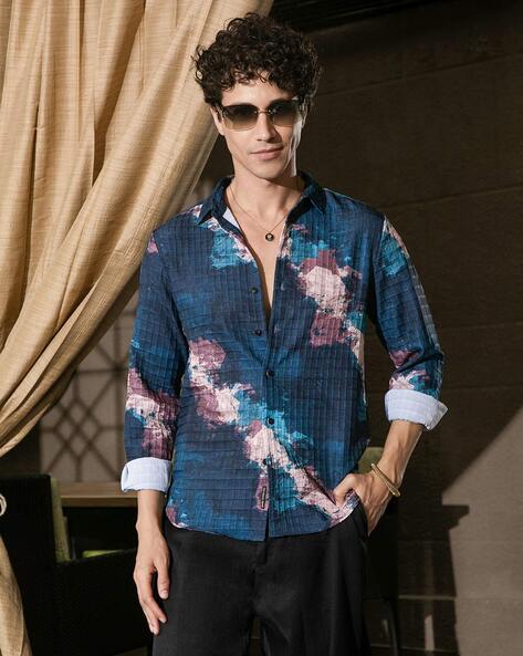 -473Wx593H-700625889-blue-MODEL