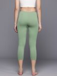 69801dbb-301c-468e-80d1-3b68f69539b11716888992907-HRX-by-Hrithik-Roshan-Women-Tights-3211716888992250-1