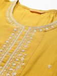 41c6cbf9-5eb3-4f1d-b99f-e6ba6efaac281709369667551-Gerua-By-Libas-Women-Floral-Yoke-Design-Regular