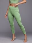 b74a7261-f233-4096-b2f2-eb9b58b7b3cb1718100267531-HRX-by-Hrithik-Roshan-Women-Tights-5441718100267030-1