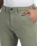 -473Wx593H-443050943-green-MODEL