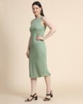 -473Wx593H-465430337-green-MODEL