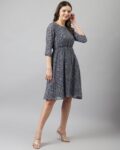-473Wx593H-465451278-navy-MODEL