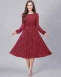 -473Wx593H-465820935-maroon-MODEL