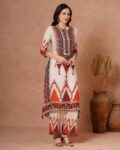 -473Wx593H-700680062-cream-MODEL