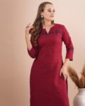 -473Wx593H-700680396-maroon-MODEL