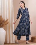 -473Wx593H-700681382-blue-MODEL