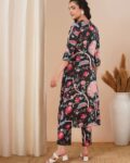 -473Wx593H-700684112-black-MODEL