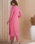 -473Wx593H-700785076-pink-MODEL