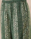 -473Wx593H-700812646-green-MODEL