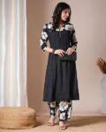 -473Wx593H-700895223-black-MODEL