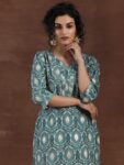 eea1d060-290c-41b6-a978-4c2e34ff65f91712923249006LibasEthnicMotifsPrintedStraightKurtawithTrousers3