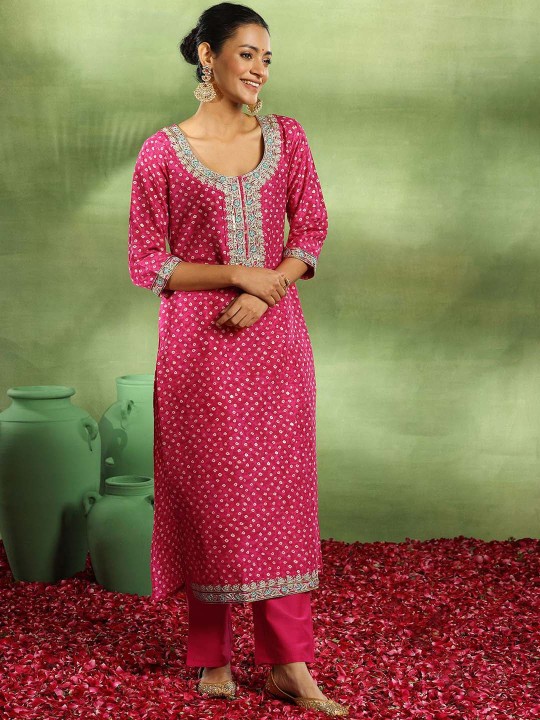 7599a151-6b69-4657-b992-1247fe7c06ce1733728453436-Libas-Bandhani-Embroidered-Sequinned-Kurta-with-Trouser--Dup-4