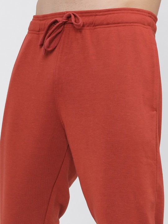 c6ab9aa5-68ea-4532-b7f4-6067cd7920b41638444692682HIGHLANDERMenRedSolidTrackPants5