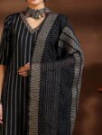 f9f50e06-3ad8-449b-970d-e90bd2f409261727854779789-Libas-Embroidered-Thread-Work-Straight-Kurta-with-Salwar–Wi-1