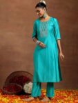 24698819-64cb-4a94-96e1-208e73312cc61727866282421-Libas-Floral-Embroidered-Sequinned-Straight-Kurta-With-Trous-1