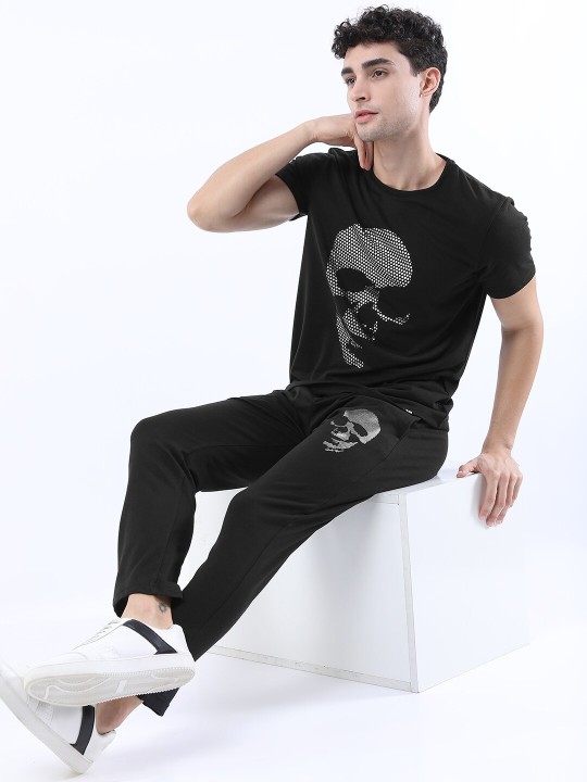 edd7b501-b494-4979-b67c-68274119ff8a1677673432771-HIGHLANDER-Men-Black-Printed-Casual-Track-Pants-151677673432-4