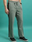 228a709b-d239-4859-9c3f-71d9c02e375b1720076867009HIGHLANDERMenGreenRelaxedFitTrackPants4