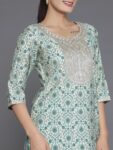 b600cf9d-aac4-4638-b3bb-6908216fc5071722848375375-Libas-Floral-Printed-Regular-Sequinned-Kurta-with-Palazzos—11