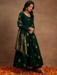 58df4cd0-b322-4d7a-a20c-a4681ca1f2aa1726396405913-Libas-Woven-Design-Chanderi-Silk-Kurta-With-Trousers–Dupatt-6