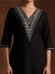 4f9256a5-f7b2-4837-b0f1-c3cf2cee49321733728790411-Libas-Women-Floral-Yoke-Design-Kurta-1201733728790016-2