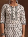c837bd88-4705-4cea-8ce9-0c59e6866c581728630533910-Libas-Black–White-Floral-Printed-Notch-Neck-Pure-Cotton-Kur-1