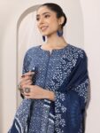 1be1d7ad-4150-4150-a1a9-f88b0b3eb1ed1746808646405-Libas-Geometric-Printed-Notch-Neck-Kurta-With-Trousers-And-D-5