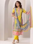 32787b29-809c-4642-ad1d-f29aa87ebe431738992007443-Libas-Women-Ethnic-Motifs-Printed-Regular-Kurta-with-Trouser-2