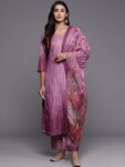 026ed439-d257-4177-b93b-c7cc85a3330d1726396468527-Libas-Embroidered-Regular-Thread-Work-Kurta-With-Trousers–D-7 (1)