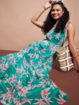 80054082-368f-467b-a742-d38e761c583d1694896005039DressBerryGreenFloralPrintGeorgetteMaxiDress1