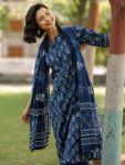 675c2616-aca6-44be-ac58-50a8372d3ff31746458038136-Libas-Floral-Printed-Notch-Neck-Kurta-With-Trousers-And-Dupa-6