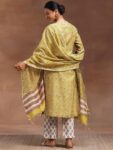 627e510d-5959-40c8-83fe-95ea37c98a831746457412073-Libas-Floral-Printed-Regular-Pure-Cotton-Straight-Kurta-with-3