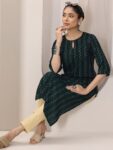 780953ed-d8f7-43c7-accc-467396104e511746808627921-Libas-Striped-Woven-Design-Keyhole-Neck-Thread-Work-Straight-4